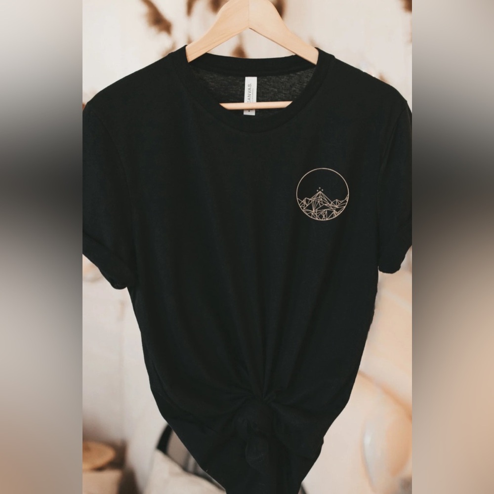 Medium ACOTAR Feyre’s Tattoo T Shirt